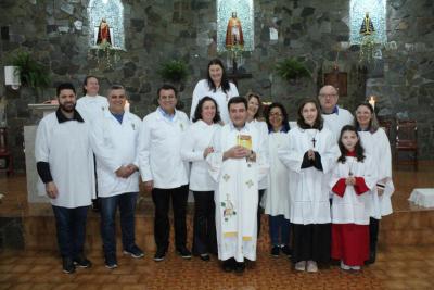 Missa de AÃ§Ã£o de GraÃ§as em louvor ao Bom Jesus em Campo Mendes foi presidida pelo Padre Paulo 